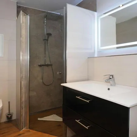 Apartmán With Bedroom And Terrace *